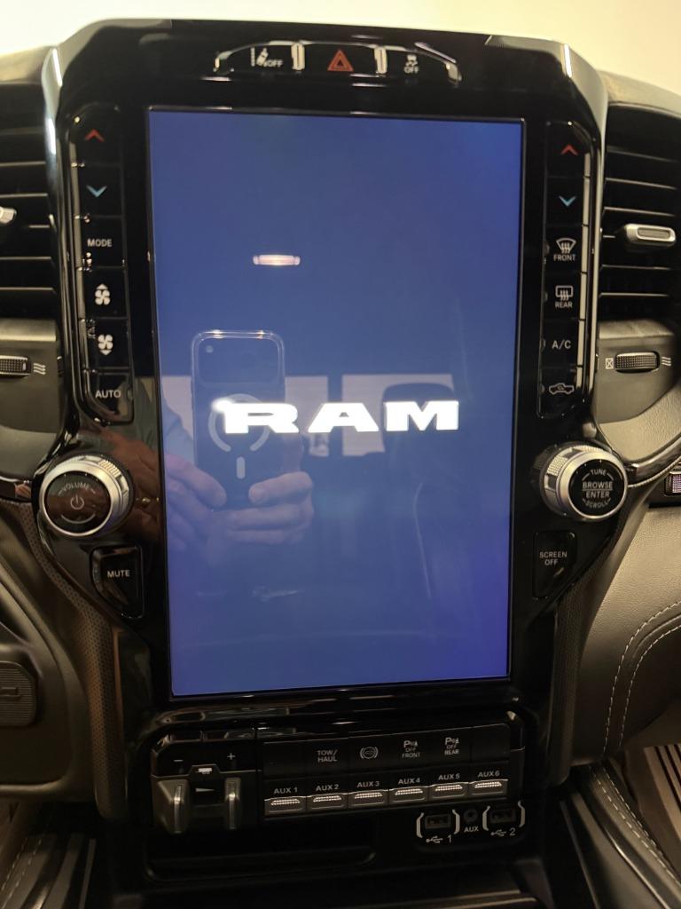 2022 RAM Ram 3500 Pickup Limited - Photo 26