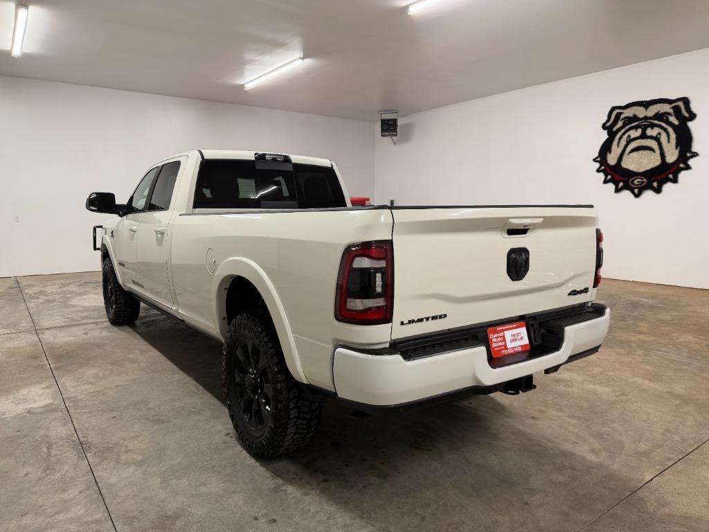 2022 RAM Ram 3500 Pickup Limited - Photo 11