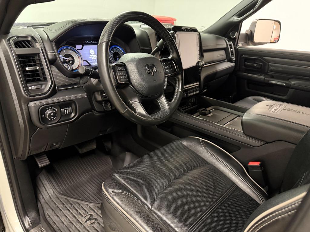 2022 RAM Ram 3500 Pickup Limited - Photo 24
