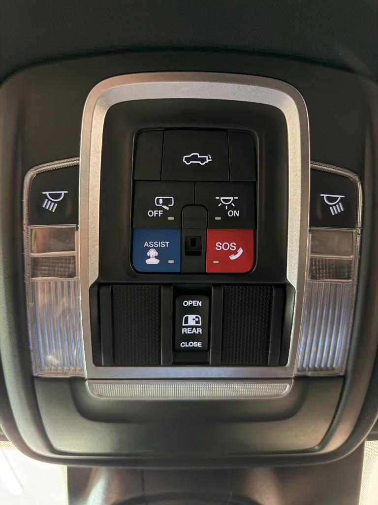 2022 RAM Ram 3500 Pickup Limited - Photo 35