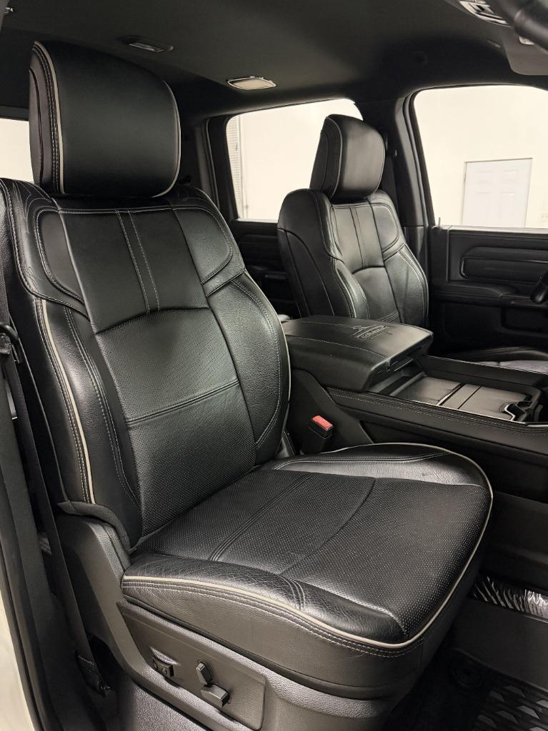 2022 RAM Ram 3500 Pickup Limited - Photo 17