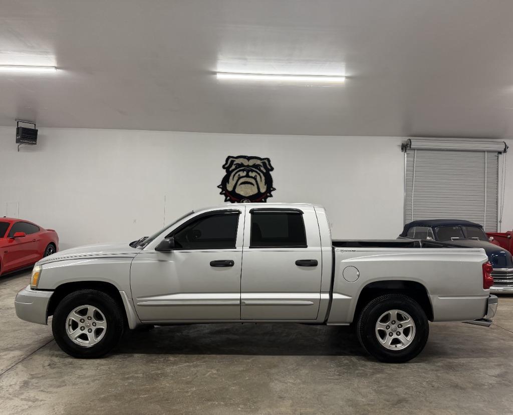 2005 Dodge Dakota SLT