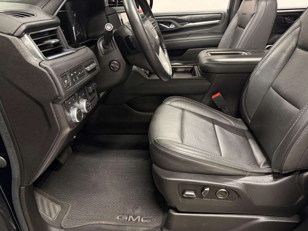 2021 GMC Yukon Denali - Photo 9