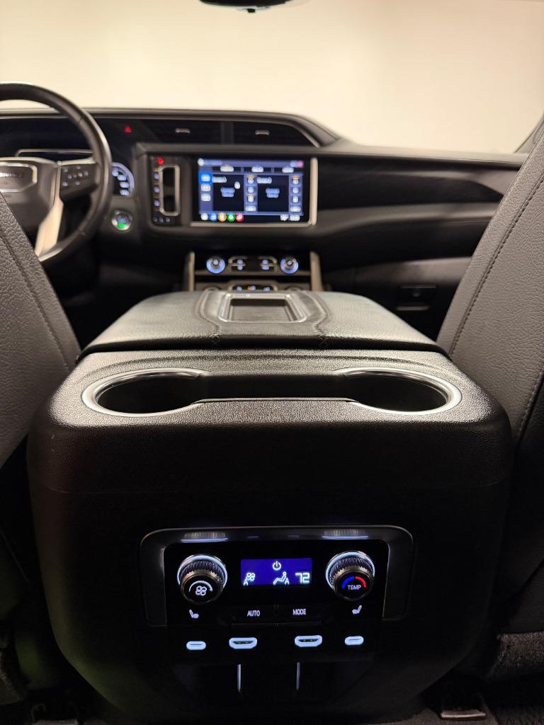 2021 GMC Yukon Denali - Photo 26