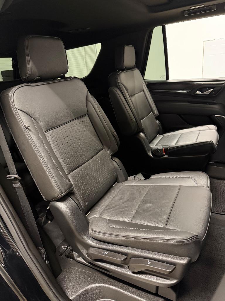 2021 GMC Yukon Denali - Photo 16