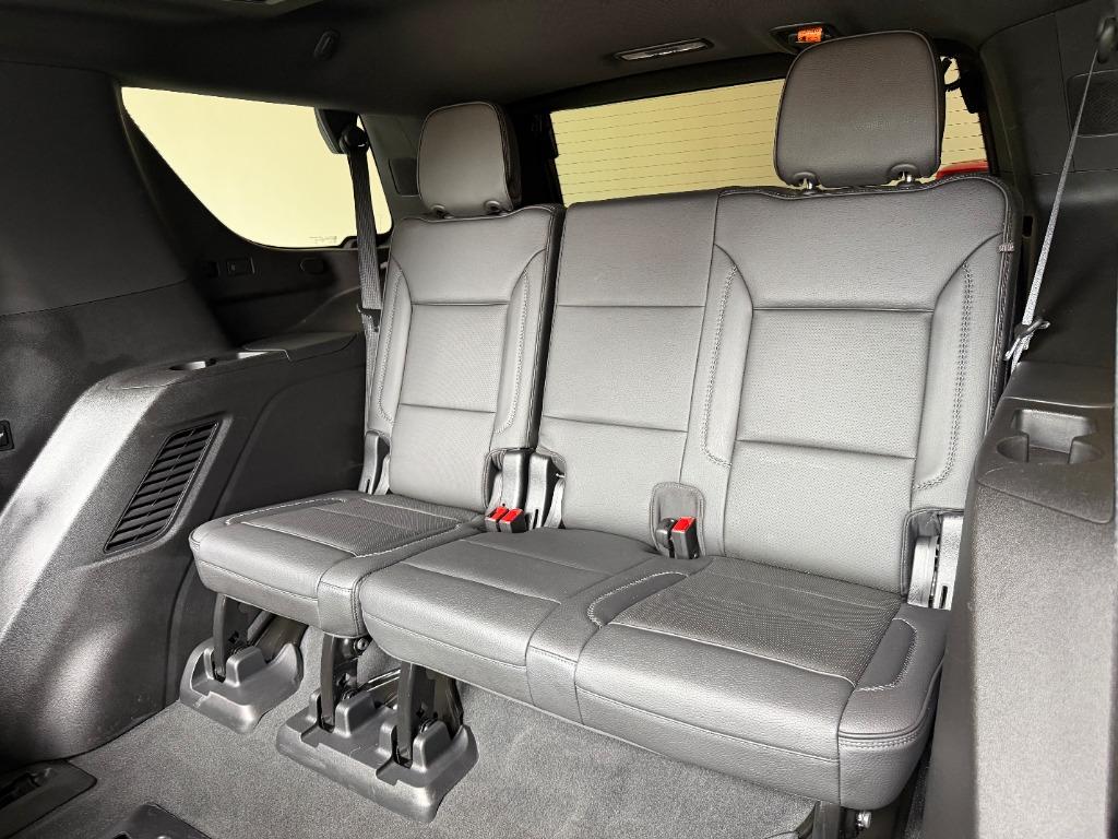2021 GMC Yukon Denali - Photo 19