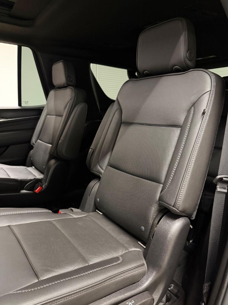 2021 GMC Yukon Denali - Photo 38