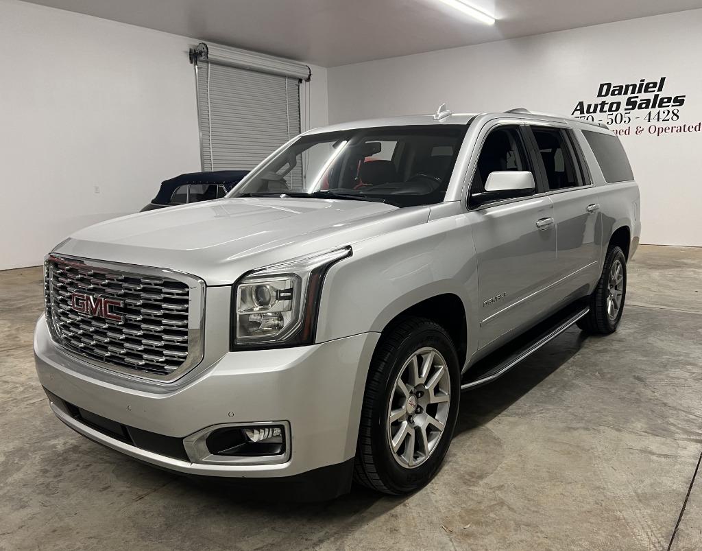 2020 GMC Yukon XL Denali's photo