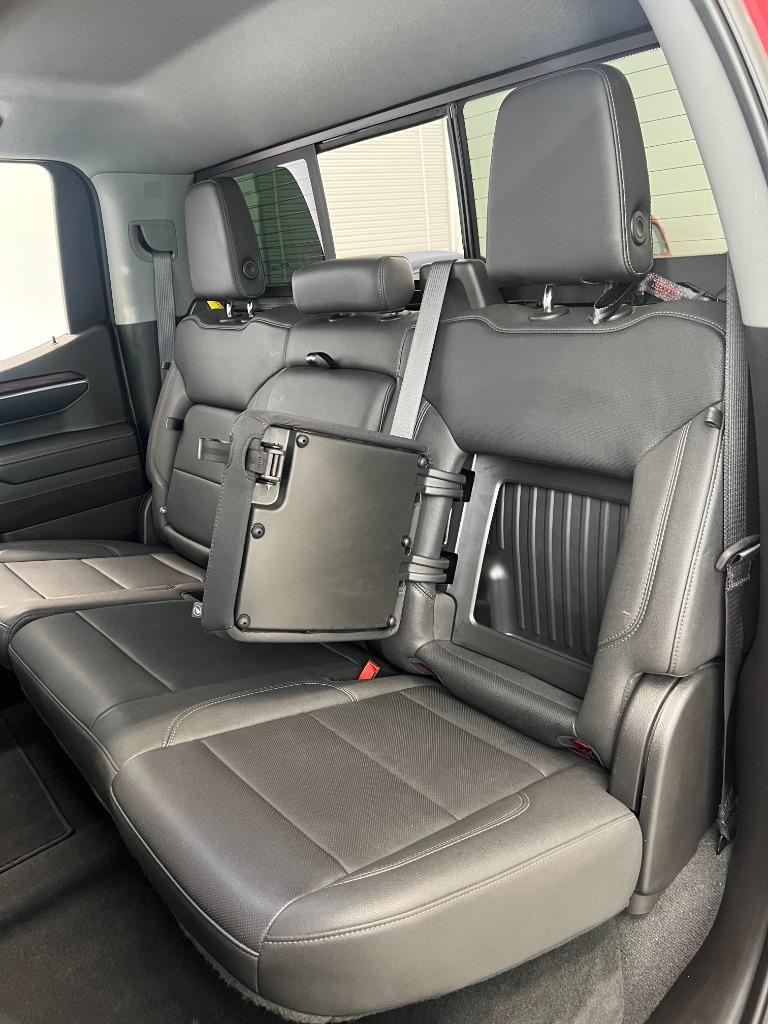 2023 GMC Sierra 1500 SLT - Photo 35