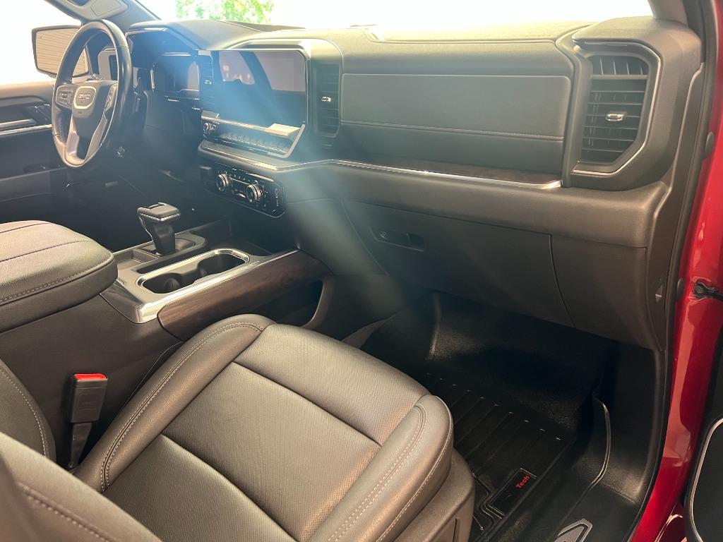2023 GMC Sierra 1500 SLT - Photo 18