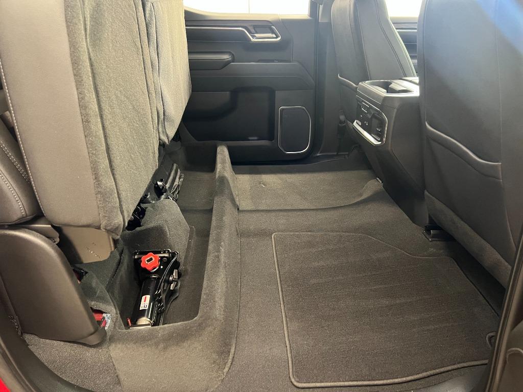 2023 GMC Sierra 1500 SLT - Photo 40