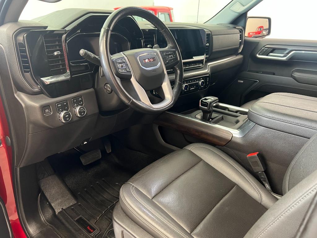 2023 GMC Sierra 1500 SLT - Photo 17