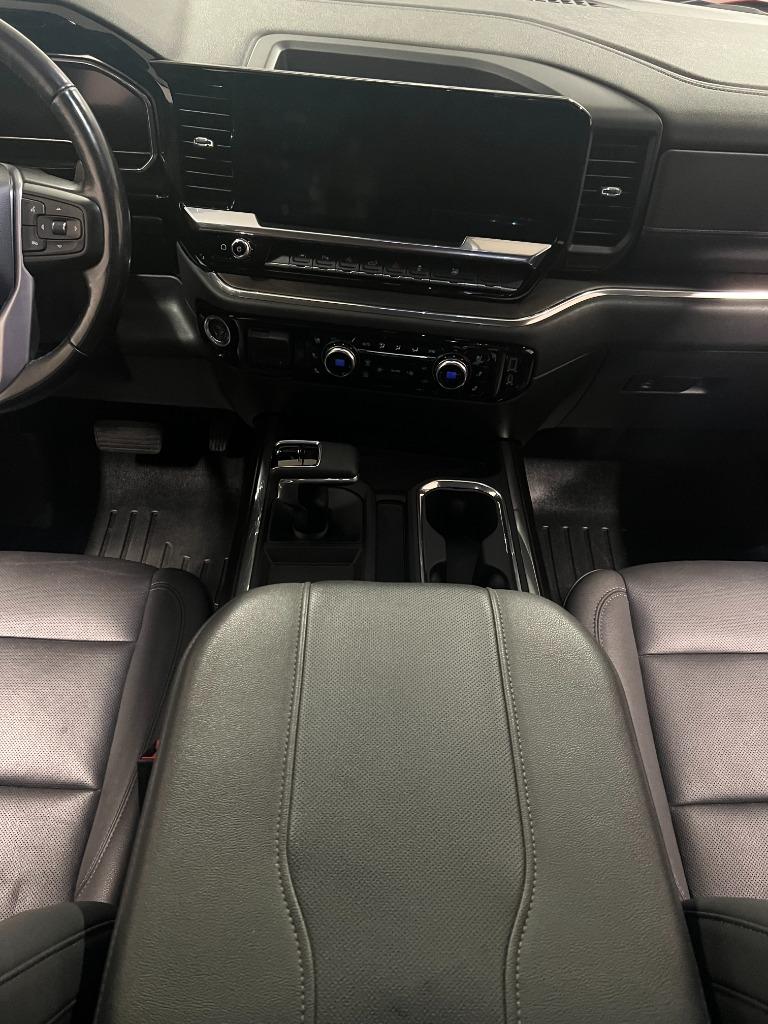 2023 GMC Sierra 1500 SLT - Photo 27