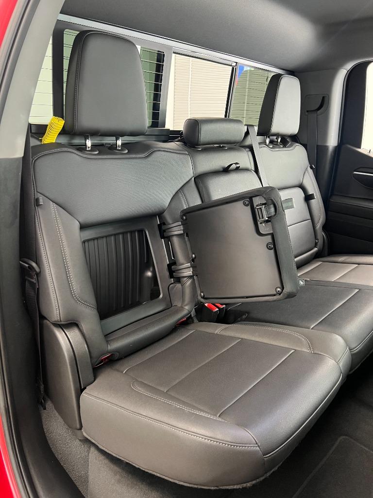 2023 GMC Sierra 1500 SLT - Photo 37