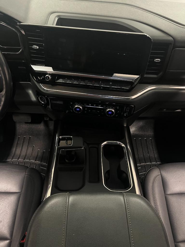 2023 GMC Sierra 1500 SLT - Photo 28