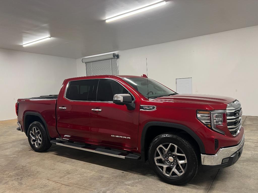 2023 GMC Sierra 1500 SLT - Photo 8