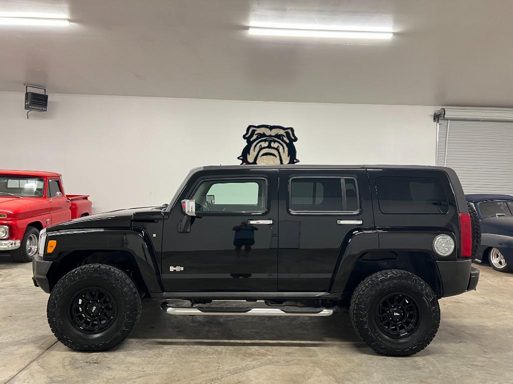 2006 Hummer H3 Base
