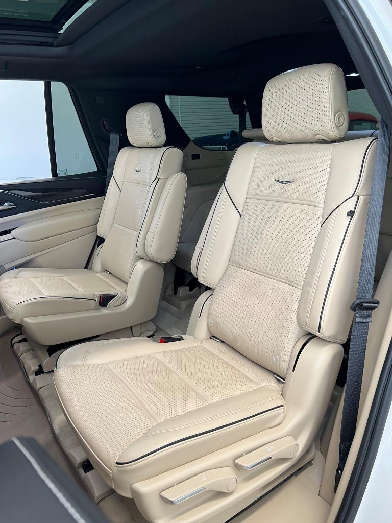 2021 Cadillac Escalade Premium Luxury - Photo 23