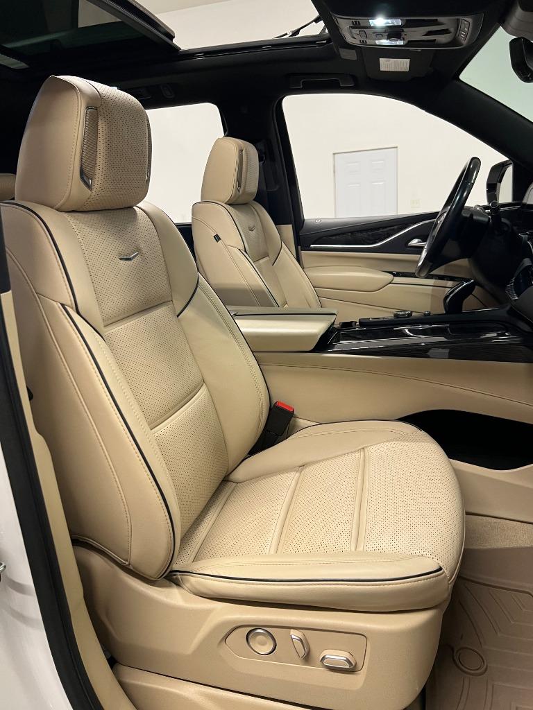 2021 Cadillac Escalade Premium Luxury - Photo 28