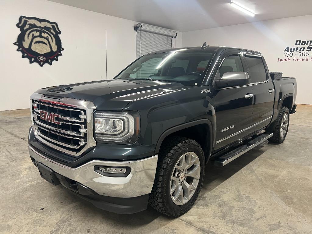2018 GMC Sierra 4WD Crew Cab Short Box SLT's photo