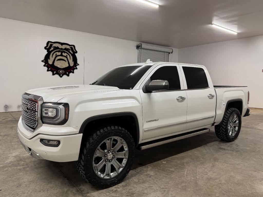 2018 GMC Sierra 4WD Crew Cab Standard Box's photo